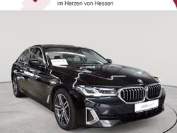 Saphirschwarz metallic Gebraucht 2022 BMW 545e Luxury Line Limousine | 40.090 € (Superpreis)