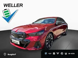Rot Gebraucht 2024 BMW i5 Performance Limousine | 70.450 €