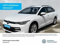 Pure white Gebraucht 2024 VW Golf VIII Life Kombi | 23.890 € (Guter Preis)