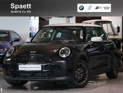 Schwarz Gebraucht 2024 Mini Cooper Classic Kleinwagen | 24.900 € (Guter Preis)