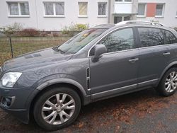 Grau Gebraucht 2011 Opel Antara SUV | 5.250 €