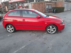 Rot Gebraucht 2006 Seat Ibiza Sport Limousine | 1.590 € (Fairer Preis)