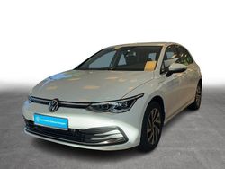 Weiß Gebraucht 2022 VW Golf VIII Style Limousine | 23.930 € (Fairer Preis)