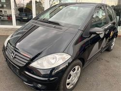 Kosmosblack met. Gebraucht 2005 Mercedes A150 Classic Limousine | 1.590 € (Superpreis)