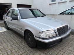 Silber Gebraucht 1997 Mercedes C180 Classic Limousine | 3.800 € (Fairer Preis)
