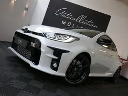 Weiß Gebraucht 2024 Toyota Yaris Kleinwagen | 42.997 €