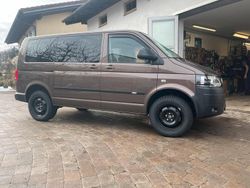 Braun Gebraucht 2015 VW T5 Van | 27.000 €