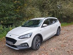 Weiß Gebraucht 2020 Ford Focus Active Kombi | 15.999 € (Guter Preis)