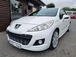Weiß Gebraucht 2014 Peugeot 207 CC Allure Cabrio | 6.990 € (Etwas zu teuer)