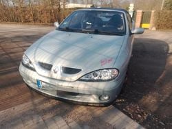 Silber Gebraucht 2001 Renault Mégane Cabriolet Expression Cabrio | 3.000 € (Fairer Preis)