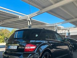 Schwarz Gebraucht 2011 Mercedes ML350 SUV | 13.500 €