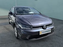 Grau Gebraucht 2024 VW Polo Move Limousine | 22.540 € (Fairer Preis)