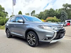 Grau Gebraucht 2017 Mitsubishi Outlander SUV | 14.490 € (Guter Preis)