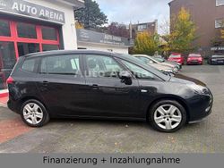 Schwarz Gebraucht 2012 Opel Zafira Tourer Edition Van / Kleinbus | 8.900 € (Fairer Preis)
