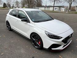 Weiß Gebraucht 2023 Hyundai i30 N Performance Limousine | 31.699 € (Fairer Preis)