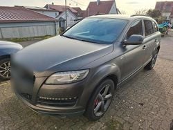 Braun Gebraucht 2013 Audi Q7 S-Line SUV | 15.999 € (Guter Preis)