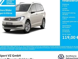 Silber Gebraucht 2024 VW Touran Comfortline Van / Kleinbus | 31.221 € (Guter Preis)