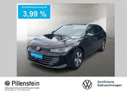 Grenadillschwarz metallic Gebraucht 2024 VW Passat Business Kombi | 31.906 € (Fairer Preis)
