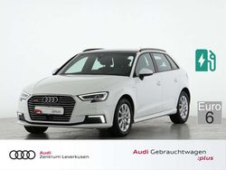 Weiß Gebraucht 2017 Audi A3 Sportback e-tron Kleinwagen | 24.988 €