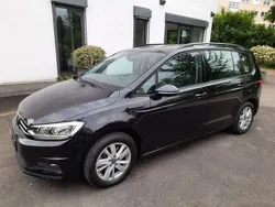 Deep black perleffekt Gebraucht 2023 VW Touran Comfortline Van / Kleinbus | 29.950 € (Guter Preis)