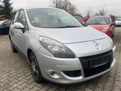 Silber Gebraucht 2010 Renault Scénic Expression Van / Kleinbus | 1.990 € (Fairer Preis)