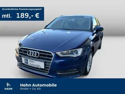 Blau Gebraucht 2015 Audi A3 Sportback Attraction Limousine | 14.230 € (Etwas zu teuer)