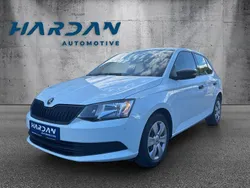 Weiß Gebraucht 2016 Skoda Fabia Cool Edition Kleinwagen | 6.490 € (Fairer Preis)