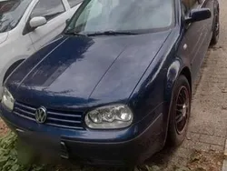 Blau Gebraucht 2001 VW Golf IV Kombi | 800 € (Guter Preis)