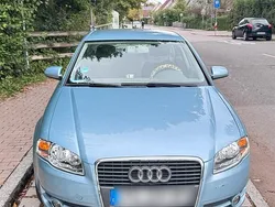 Blau Gebraucht 2004 Audi A4 Limousine | 1.600 € (Guter Preis)