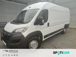 Weiss icy Gebraucht 2024 Opel Movano Edition Van | 27.980 € (Superpreis)