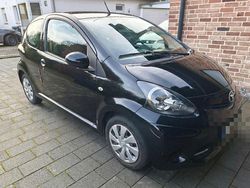 Schwarz Gebraucht 2012 Toyota Aygo Cool Kleinwagen | 5.100 € (Fairer Preis)