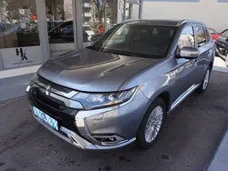 Mitsubishi Outlander P-HEV