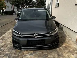 Grau Gebraucht 2017 VW Touran R-line Van / Kleinbus | 19.500 € (Superpreis)