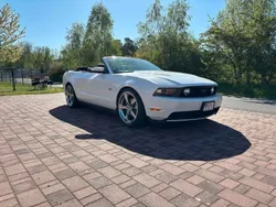 Weiß Gebraucht 2011 Ford Mustang GT Cabrio | 25.500 €