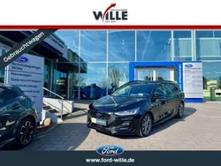 Obsidianschwarz metallic Gebraucht 2024 Ford Focus ST-Line Kombi | 26.990 € (Fairer Preis)