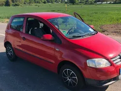 Rot Gebraucht 2005 VW Fox Kleinwagen | 500 € (Superpreis)