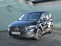 Schwarz Gebraucht 2025 Mercedes T180 Van / Kleinbus | 35.840 €