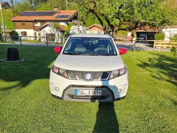 Weiß Gebraucht 2018 Suzuki Vitara SUV | 18.000 € (Fairer Preis)