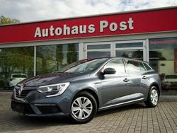 Weiß Gebraucht 2017 Renault Mégane IV Life Limousine | 9.999 € (Guter Preis)