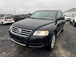 Schwarz Gebraucht 2004 VW Touareg SUV | 2.200 € (Fairer Preis)