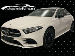 Weiß Gebraucht 2022 Mercedes A250 AMG Limousine | 22.190 € (Guter Preis)