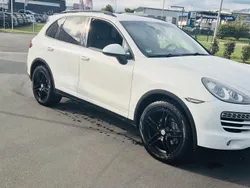 Weiß Gebraucht 2012 Porsche Cayenne SUV | 16.499 € (Superpreis)