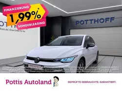 Weiss Gebraucht 2024 VW Golf VIII Goal Limousine | 24.777 €