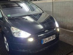 Schwarz Gebraucht 2009 Ford S-MAX Titanium S Van / Kleinbus | 4.200 € (Fairer Preis)