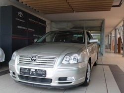 Silber Gebraucht 2004 Toyota Avensis Sol Kleinwagen | 2.999 € (Fairer Preis)