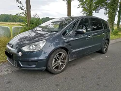Grau Gebraucht 2010 Ford S-MAX S Van / Kleinbus | 5.900 € (Guter Preis)