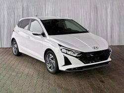 Weiß Neu 2025 Hyundai i20 Premium Limousine | 23.990 € (Fairer Preis)