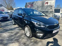 Cassisschwarz met. Gebraucht 2019 Kia Carens DREAM-TEAM Edition Van / Kleinbus | 14.999 € (Fairer Preis)