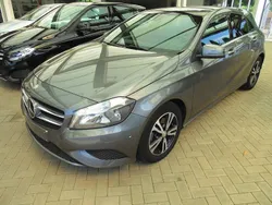 Mountaingrau met. Gebraucht 2015 Mercedes A180 Limousine | 16.900 € (Fairer Preis)