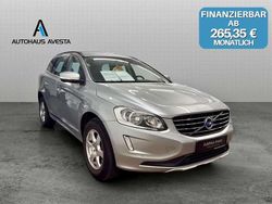 Silber Gebraucht 2015 Volvo XC60 Momentum SUV | 17.990 € (Guter Preis)